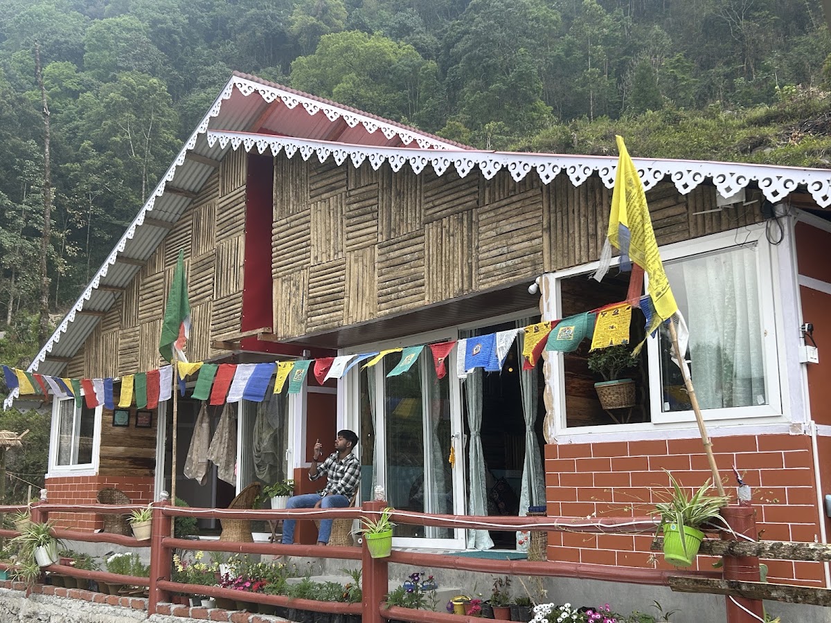 Pabong Gruham Eco Village Homestay