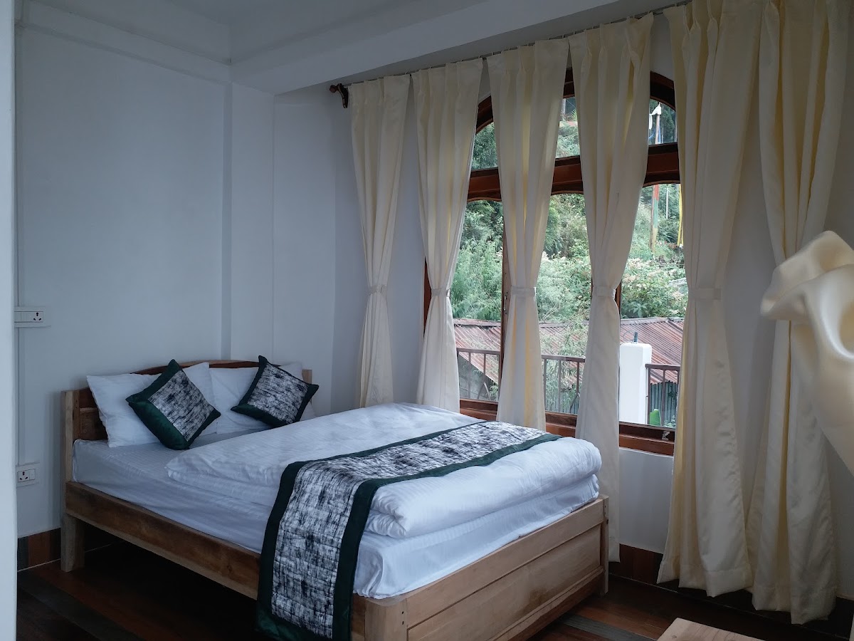 Rinjeena Homestay